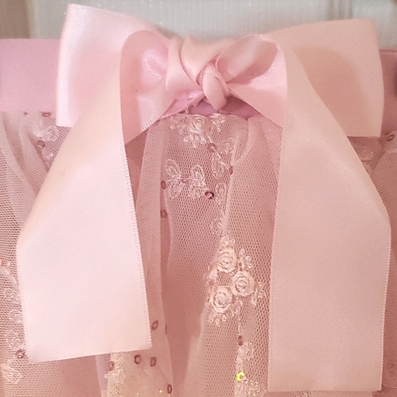 NWT Pau Brook Dancewear Pink Multilayer Sequins Skirt with Bow Size Child - Picture 4 of 8